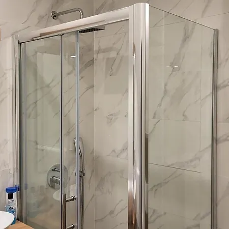 דירה Imperial Residences East