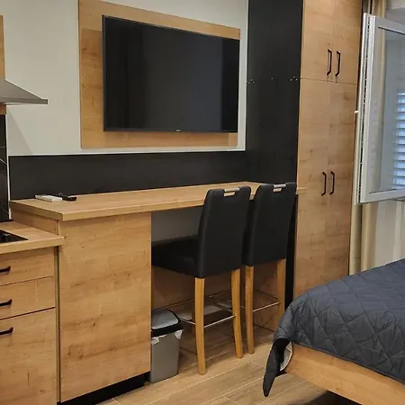 Imperial Residences East דירה