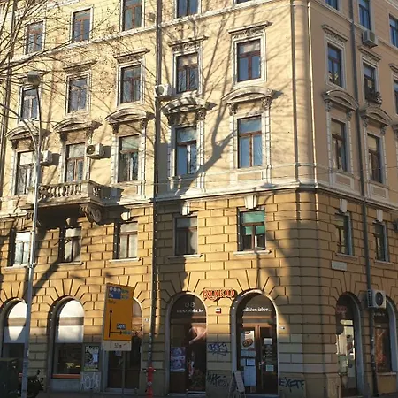 Imperial Residences East Daire Rijeka