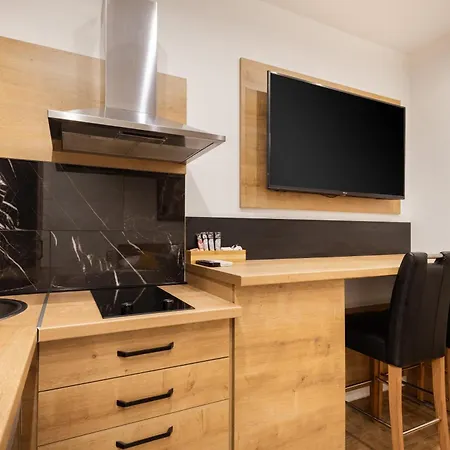 Imperial Residences East