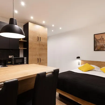 Imperial Residences East