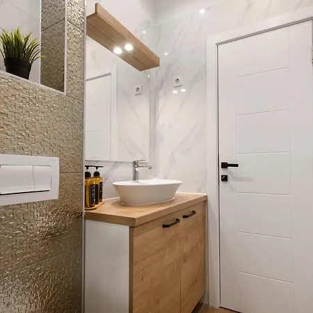 Imperial Residences East דירה רייקה