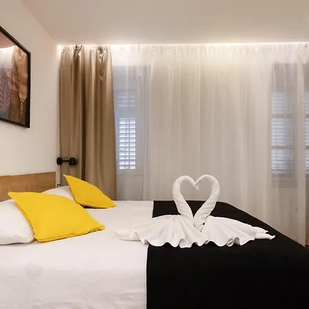 Imperial Residences East شقة