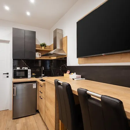 شقة Imperial Residences East غييكا