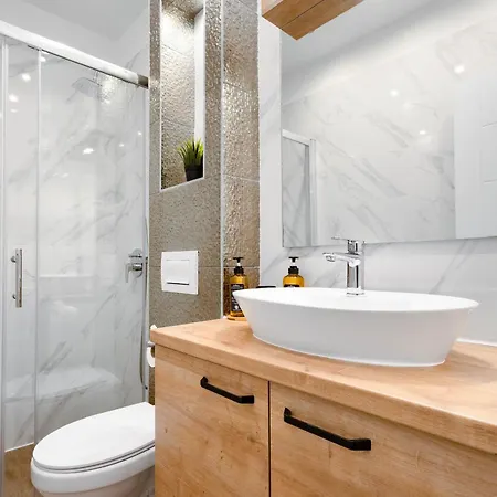 Imperial Residences East * غييكا