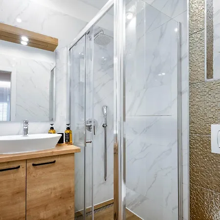 Imperial Residences East * غييكا