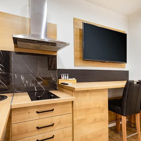 Imperial Residences East شقة